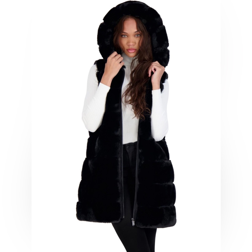 NEW & UNWORN Via Spiga Faux Fur Water Resistant Plush Outerwear Vest Size S